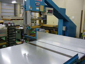 vertical cutter.jpg